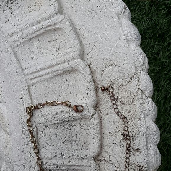 A turquoise gemmed necklace and earrings - Picture 5 of 5